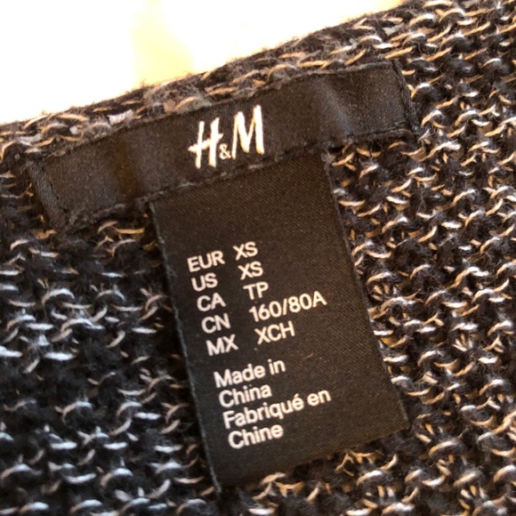 H&M Sweater - Picture 4 of 4